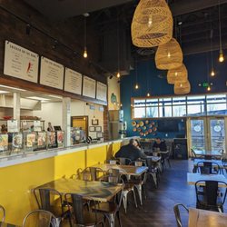Zulu Piri Piri Chicken Grille - Interior