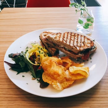 Delivore - Grilled Sandwich Salamiga - Vegan Near Me - Stockholm, Alberta Delivore - Grilled Sandwich Salamiga - Vegan Near Me - Stockholm, Alberta