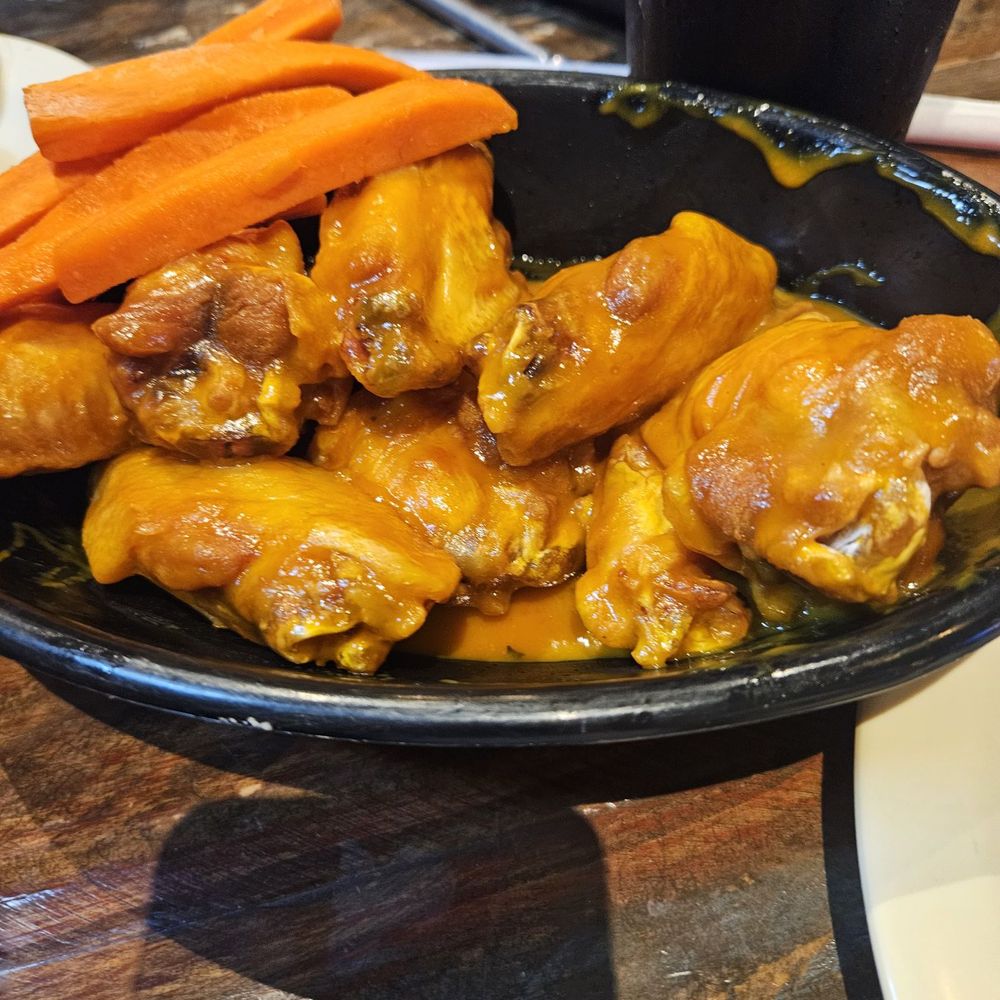 NiMarco's Pizza - 10 piece chicken wings in golden barbecue sauce - Pizza Near Me - Munds Park, Arizona NiMarco's Pizza - 10 piece chicken wings in golden barbecue sauce - Pizza Near Me - Munds Park, Arizona
