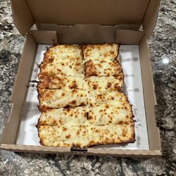 Momma B's Pizzeria - Small Premium Cheese Blend Pizza