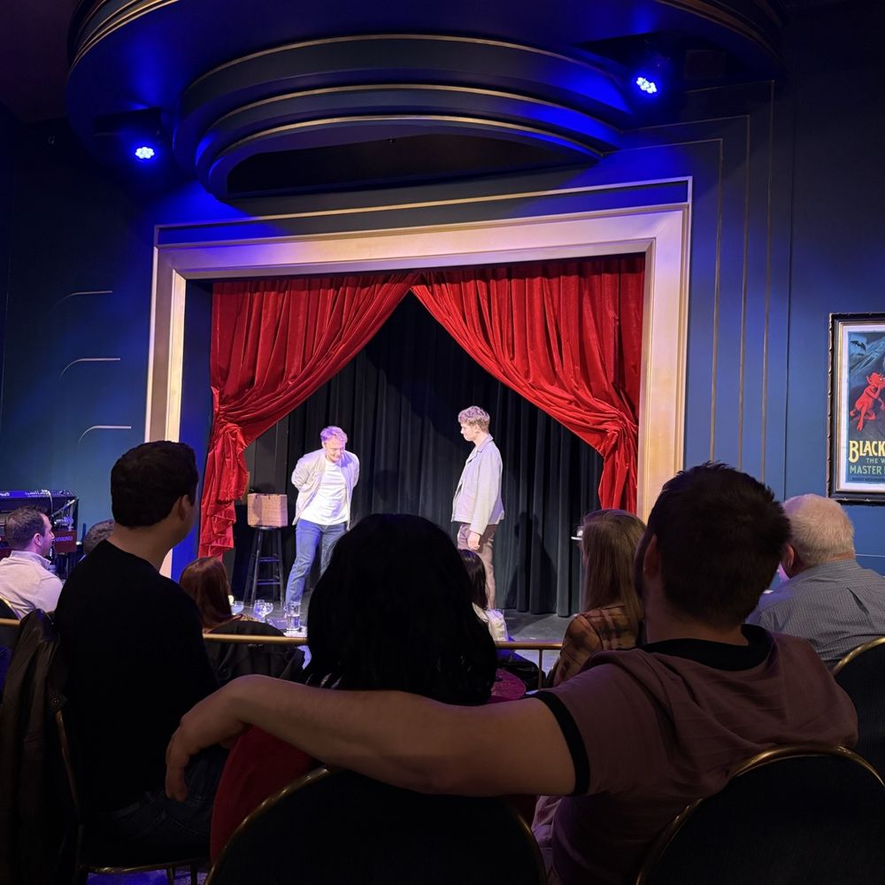 Chicago Magic Lounge - Magicians Near Me - Chicago, Illinois Chicago Magic Lounge - Magicians Near Me - Chicago, Illinois