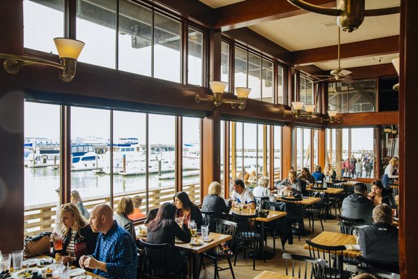 Pier Market Seafood Restaurant by null