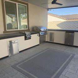 Extreme Backyard Designs - New Barbecue Island