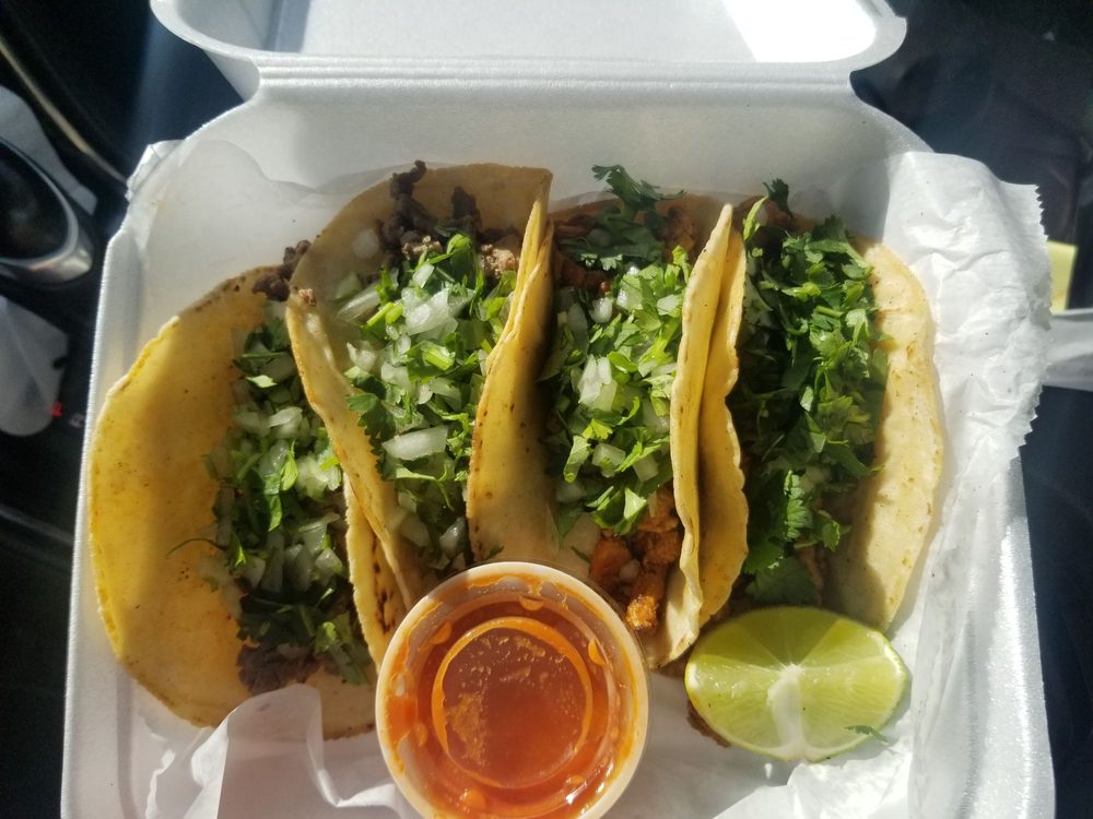 La Takeria Tacos