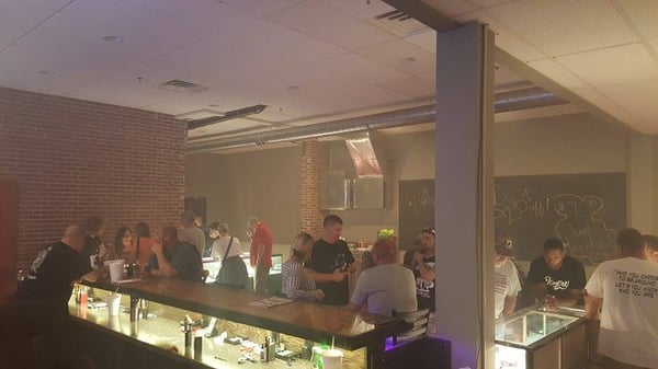 Vape Vault, 723 S Neil St, Champaign, IL 61820, US - MapQuest Vape Vault, 723 S Neil St, Champaign, IL 61820, US - MapQuest