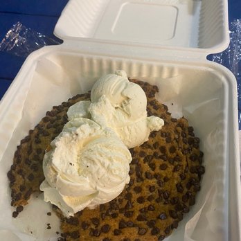 Cookie Munchers - Chocolate chip cookie ala mode - Desserts Near Me - Glassboro, New Jersey