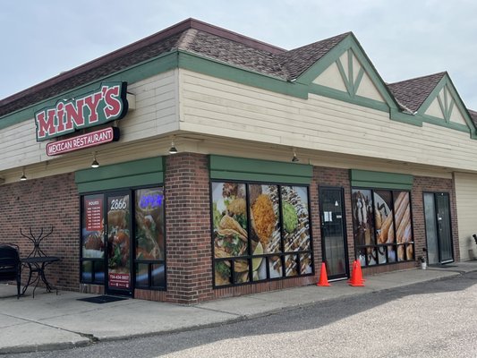 Miny's Mexican Restaurant by null