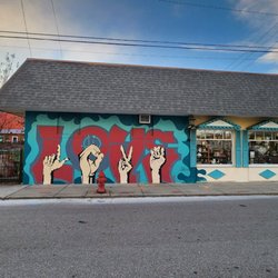 Magnolia Antiques - Side