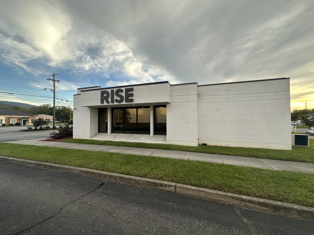 RISE DISPENSARIES SALEM Updated September 2024 1634 W Main St
