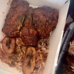 PanFiyah - Barbi chicken, rice and peas & plaintains
