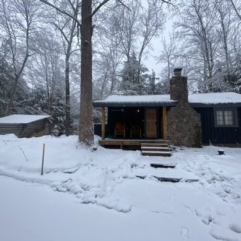 Vanderkamp - View Of Langston Cottage - Hotels Near Me - Bernhards Bay, New York
