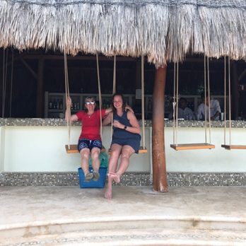 Live Aqua Resort - The swing bar - Resorts Near Me - Cancún, ROO