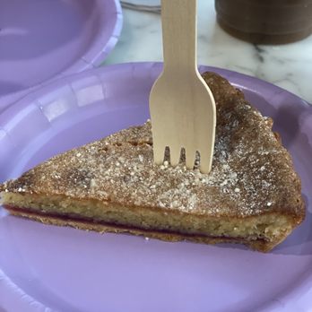 Buttah - Raspberry Tart - Bakeries Near Me - Ridgewood, New York