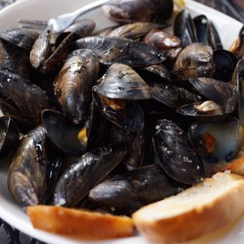 Chart House - Boston Bay Mussels - Seafood Near Me - Boston, Massachusetts Chart House - Boston Bay Mussels - Seafood Near Me - Boston, Massachusetts