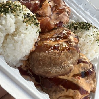 Poke On Da Run - rice, meat, and vegetables in a styrofoam container - Food Trucks Near Me