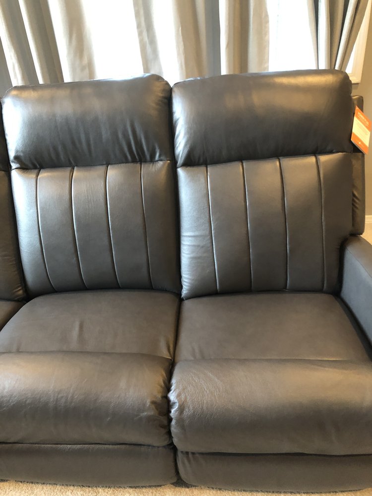 LAZBOY FURNITURE GALLERIES Updated August 2024 49 Photos & 102 Reviews 17305 Southcenter