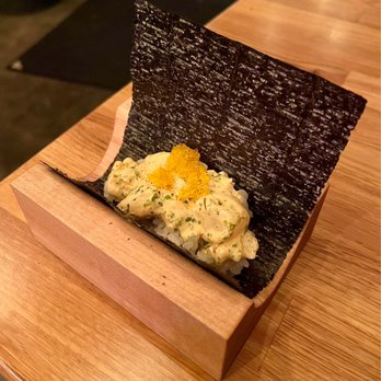 Yonsei Handrolls - Spicy scallop, yuzu, tabiko - Japanese Near Me - Oakland, California Yonsei Handrolls - Spicy scallop, yuzu, tabiko - Japanese Near Me - Oakland, California