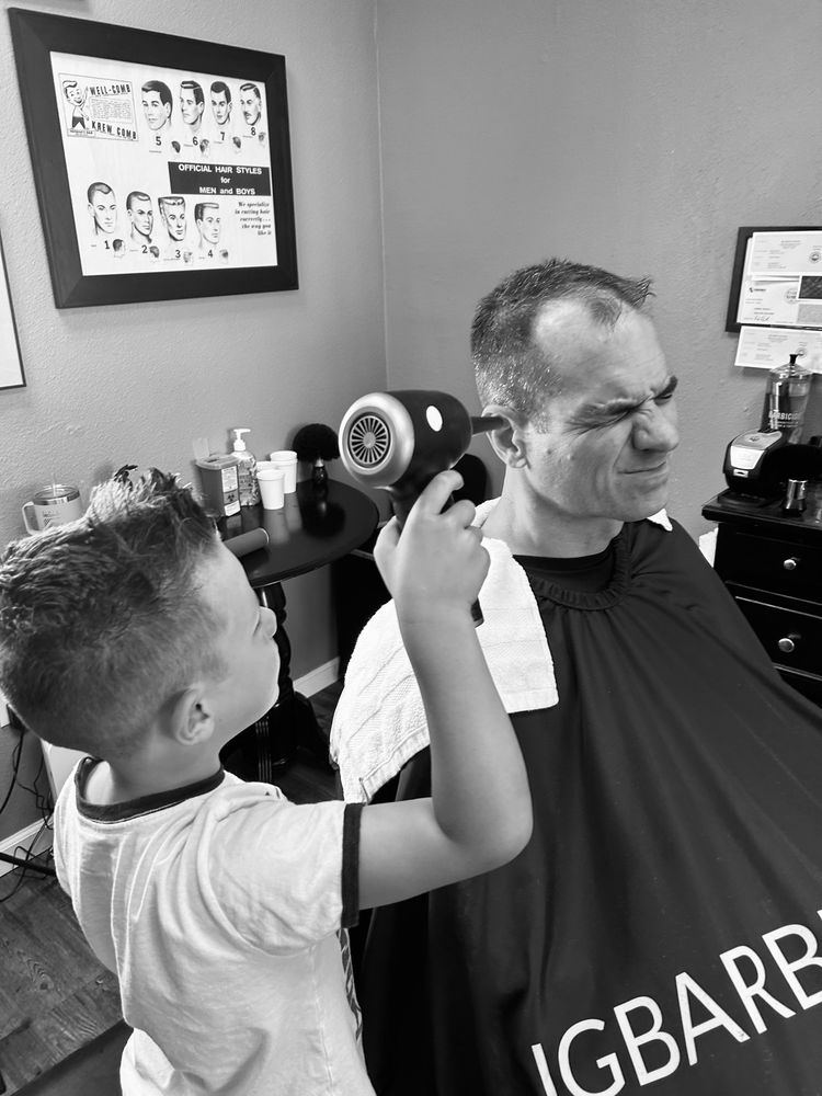 JG Barber Spa Logo
