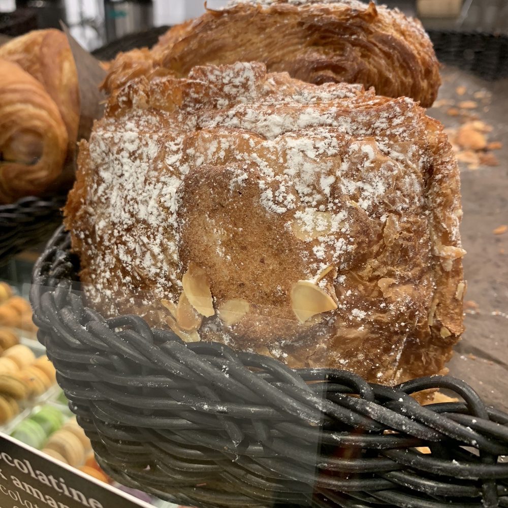 La Maison Smith - Chocolate Almond Croissant - Desserts Near Me - Quebec City, Quebec La Maison Smith - Chocolate Almond Croissant - Desserts Near Me - Quebec City, Quebec