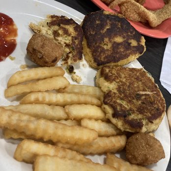 Doc's Seafood & Steaks - Very fishy Crab cakes - Seafood Near Me - Orange Beach, Alabama Doc's Seafood & Steaks - Very fishy Crab cakes - Seafood Near Me - Orange Beach, Alabama