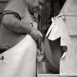 Alessandro Mandruzzato - Alessandro Mandruzzato polishing one of his vases.