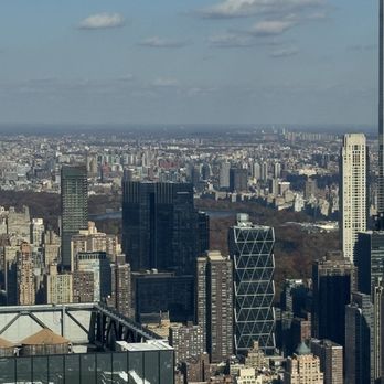 The Edge - Apartments Near Me - Brooklyn, New York The Edge - Apartments Near Me - Brooklyn, New York