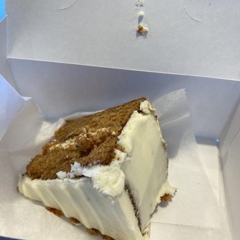 For Five Coffee Roasters - Carrot cake - Coffee Roasteries Near Me - Manhasset, New York
