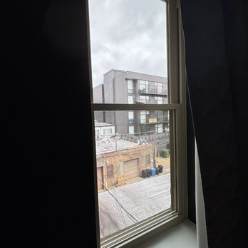 Jacobs 1 Construction - Window Replacement - Siding Near Me