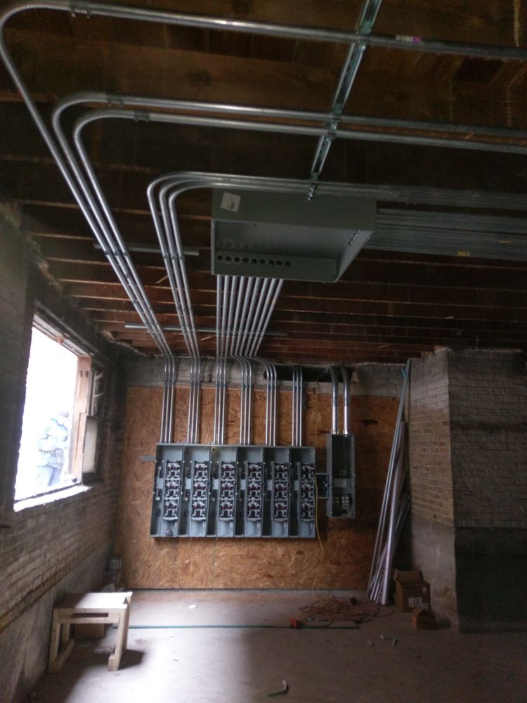 Slide of Center Light Electric