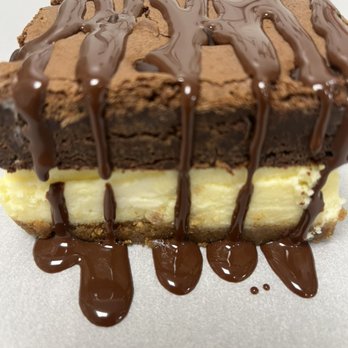 Pies The Limit - Rafael's fat boy sundae (brownie and cheesecake) - Desserts Near Me - Tucson, Arizona