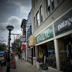 Ashley's Restaurant - Looking down State street.