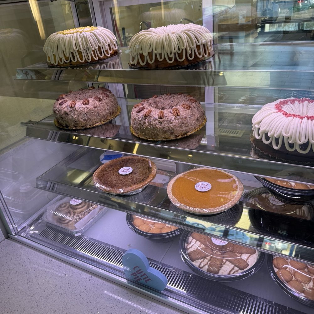 Sweet Valentine Bakery - Bakeries Near Me - Carson, California Sweet Valentine Bakery - Bakeries Near Me - Carson, California