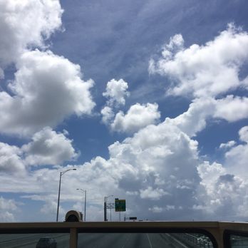 Big Bus Tours - On the highway - Bus Tours Near Me - Miami, Florida