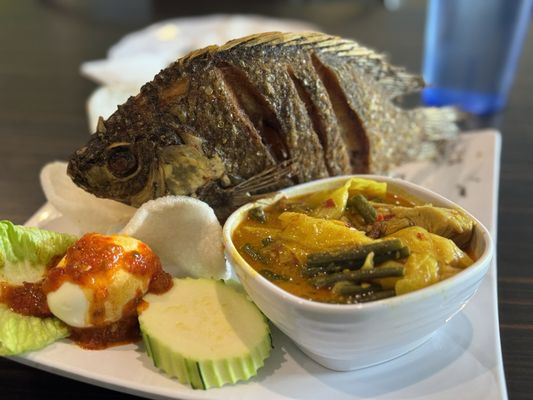 Banana Leaf by null