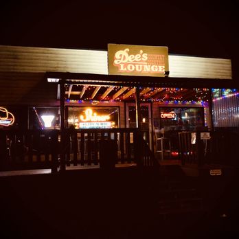 Dee's Country Cocktail Lounge - Front - Cocktail Bars Near Me - Madison, Tennessee Dee's Country Cocktail Lounge - Front - Cocktail Bars Near Me - Madison, Tennessee