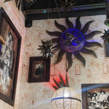 El Paso Mexican Restaurant - Inside decor - Mexican Near Me - Sevierville, Tennessee El Paso Mexican Restaurant - Inside decor - Mexican Near Me - Sevierville, Tennessee