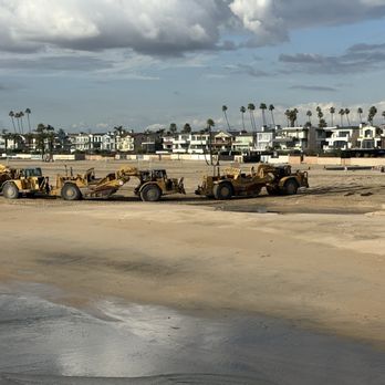 Seal Beach Pier - Why are they here? - Parks Near Me - Seal Beach, California Seal Beach Pier - Why are they here? - Parks Near Me - Seal Beach, California