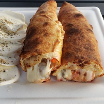 Mama Molinaro’s Pizzeria - Pizza Near Me - Mississauga, Ontario Mama Molinaro’s Pizzeria - Pizza Near Me - Mississauga, Ontario
