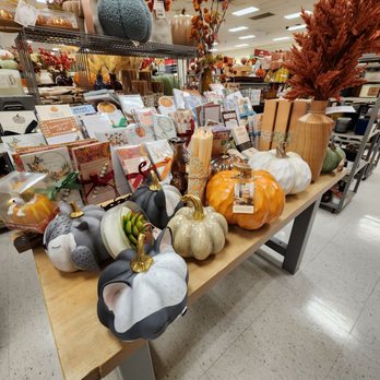 TJ Maxx - Department Stores Near Me - Miami, Florida