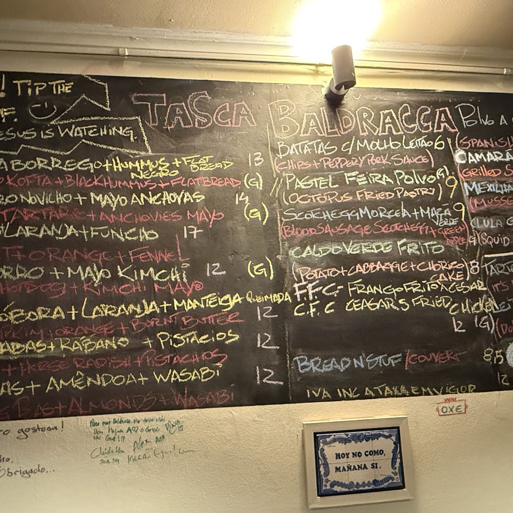 Cantina Baldracca - Menu written on blackboard - Italian Near Me - Lisbon, 11