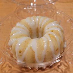 Sam's Sweets - Lemon Bundt