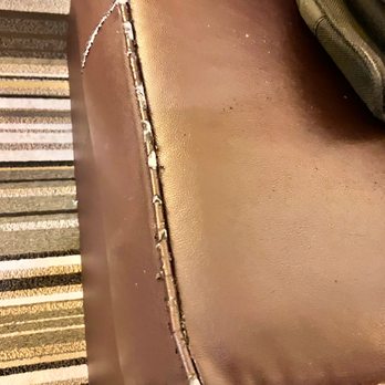 Home2 Suites by Hilton Minneapolis Bloomington - Badly worn foot rest. - Hotels Near Me - Bloomington, Minnesota Home2 Suites by Hilton Minneapolis Bloomington - Badly worn foot rest. - Hotels Near Me - Bloomington, Minnesota