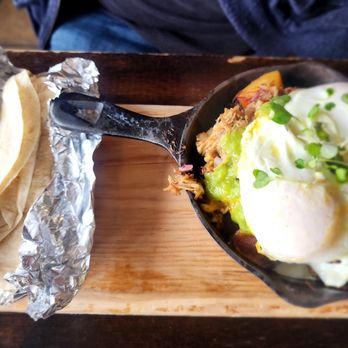 Tostadas - Carnitas skillet bird's-eye view - Breakfast & Brunch Near Me - San Jose, California Tostadas - Carnitas skillet bird's-eye view - Breakfast & Brunch Near Me - San Jose, California