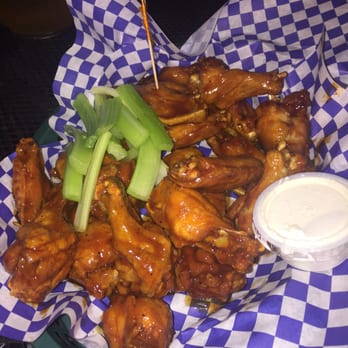Bird's Nest - Chicken Wings Near Me - Chicago, Illinois