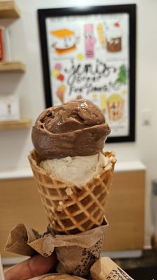 Jeni's Splendid Ice Creams by null