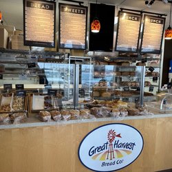Great Harvest Bread - Interiors