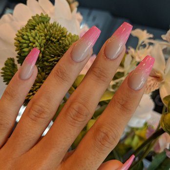 Vital Tips - LOVE this place. no wait time, patient with my indecisiveness, reasonable price! - Nail Salons Near Me - Summit, New Jersey