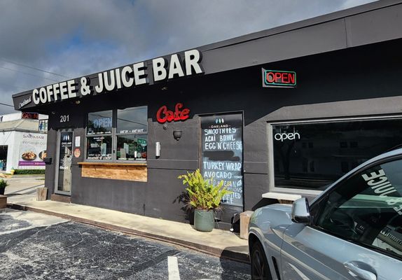 Oakland Coffee & Juice Bar by null