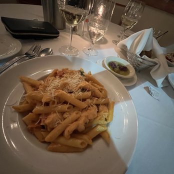 Alberto's Ristorante - Chicken ala Vodka - Italian Near Me - Hyannis, Massachusetts