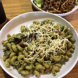 Pesto Cavatappi Pesto Cavatappi